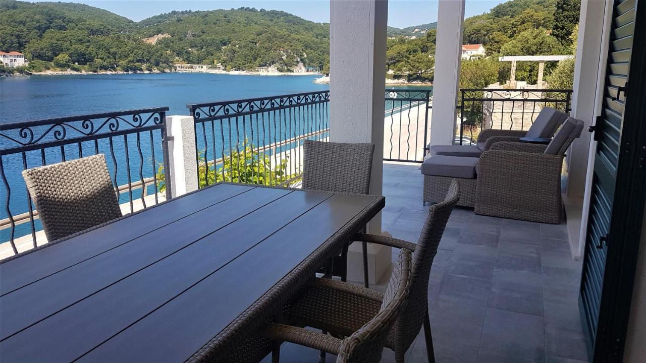 Aria Apartment Сумартин Екстериор снимка